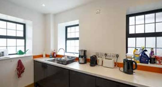 Cold Arbor Rd, Sevenoaks for lease - Interior Photo - Image 2 of 5