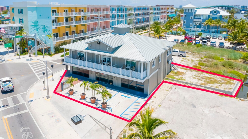 1161-1165 Estero Blvd, Fort Myers, FL for sale - Building Photo - Image 2 of 72