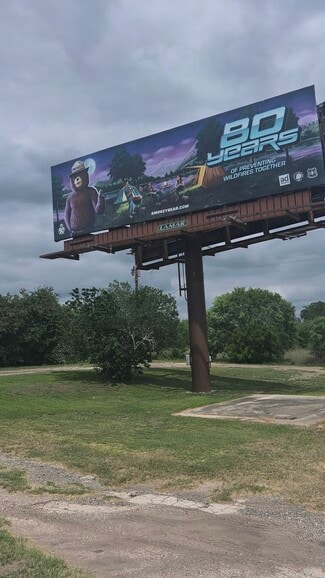 More details for 436 N Sunset Strip St, Kenedy, TX - Land for Sale