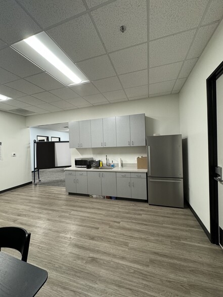 2115 S 11th Ave, Phoenix, AZ for lease - Typical Floor Plan - Image 2 of 16