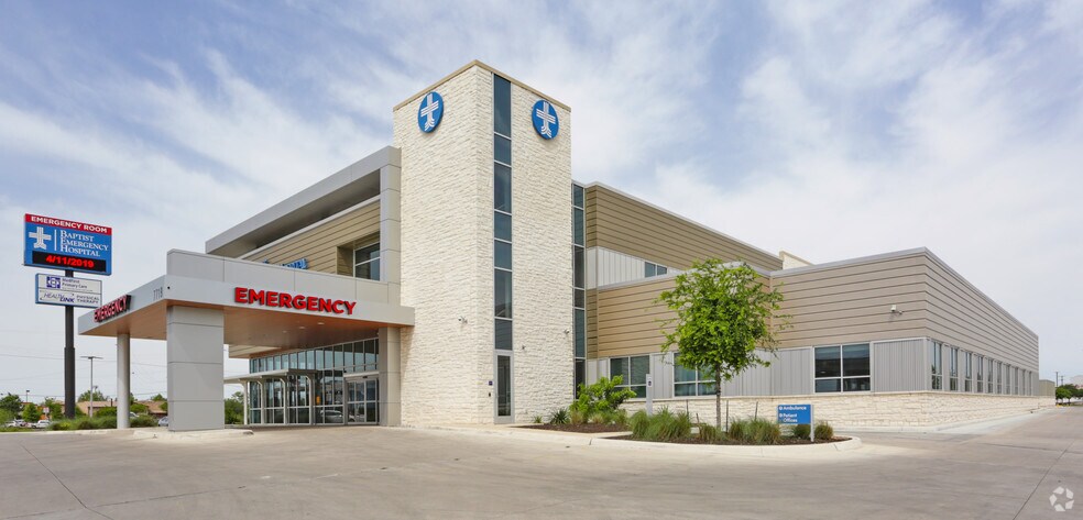 7719 IH-35 S, San Antonio, TX à louer - Photo du bâtiment - Image 1 de 5