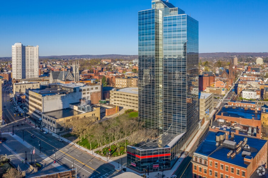 446 Main St, Worcester, MA for lease - Building Photo - Image 2 of 11