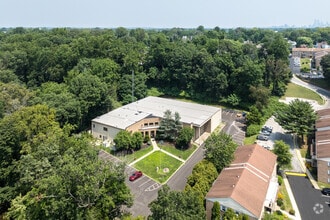 436 S Lansdowne Ave, Yeadon, PA - AERIAL  map view