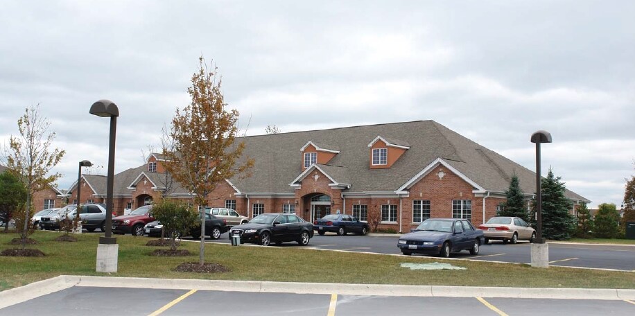 900-950 W Il Route 22, Lake Zurich, IL for lease - Building Photo - Image 1 of 13