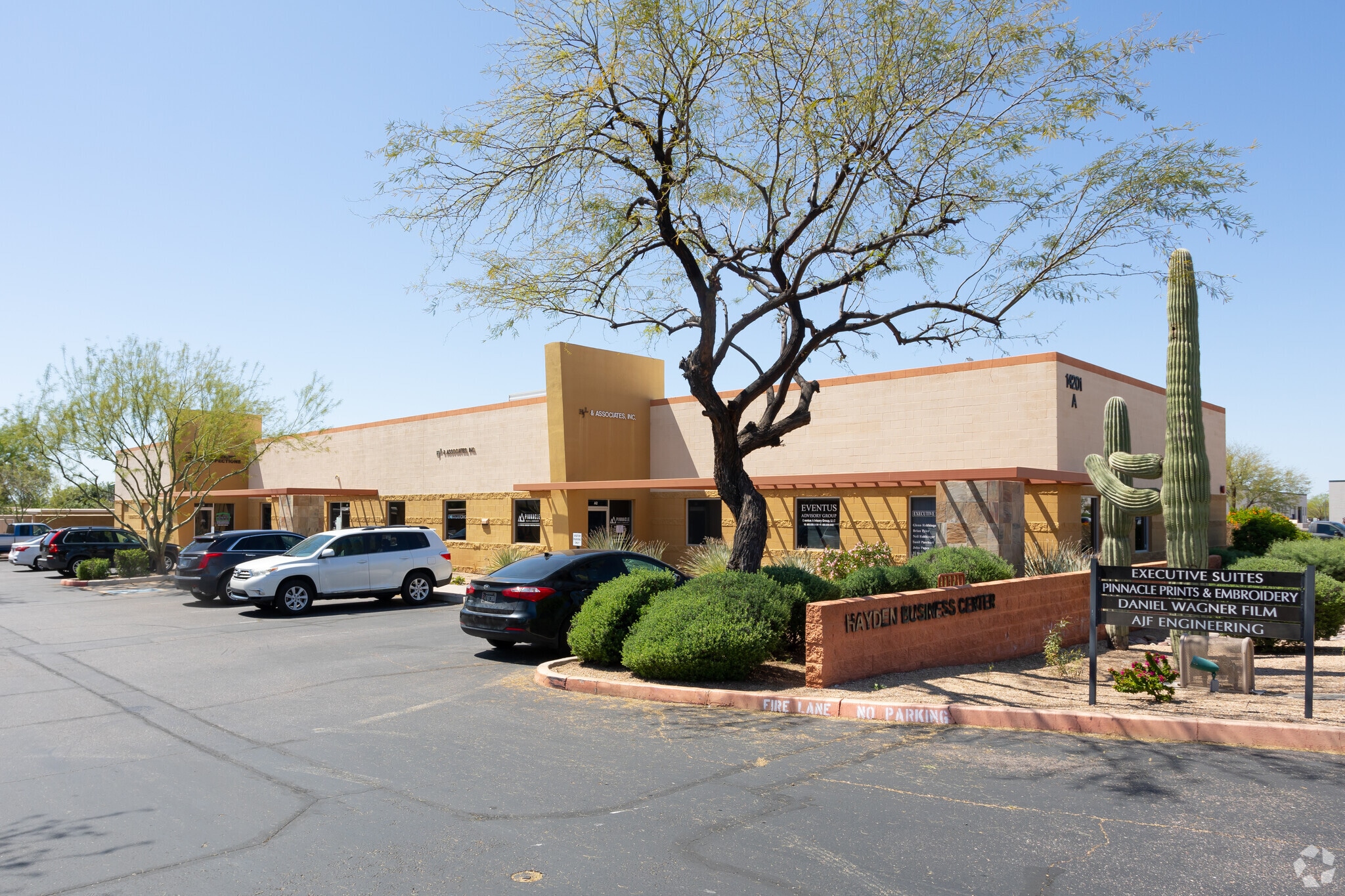 14201 N Hayden Rd, Scottsdale, AZ for lease Primary Photo- Image 1 of 35