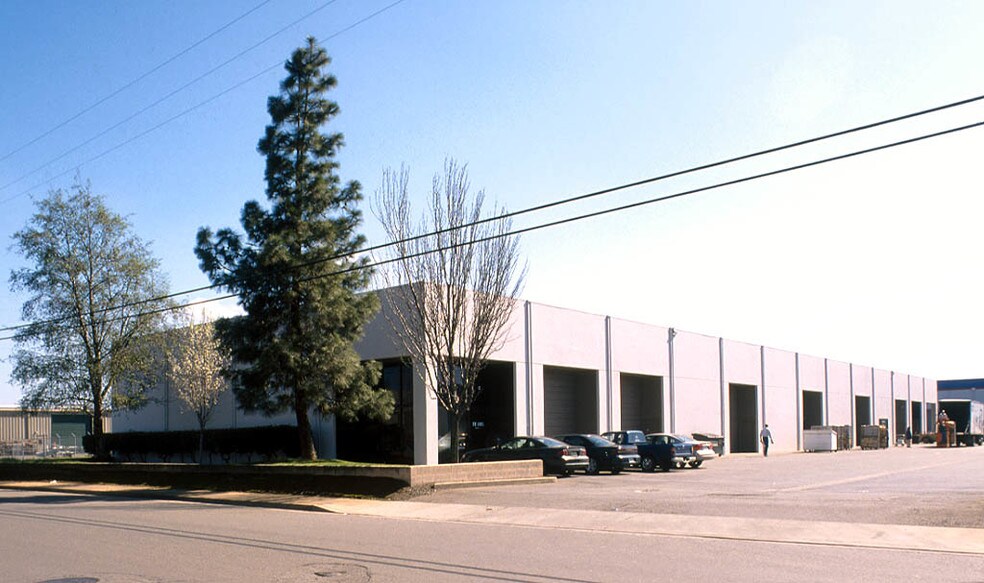 8230 Alpine Ave, Sacramento, CA à louer - Autre - Image 2 de 3