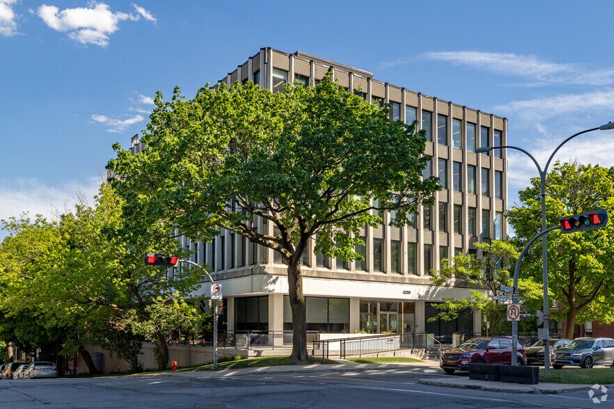 4200 Boul Dorchester O, Westmount, QC à vendre - Photo du bâtiment - Image 1 de 1