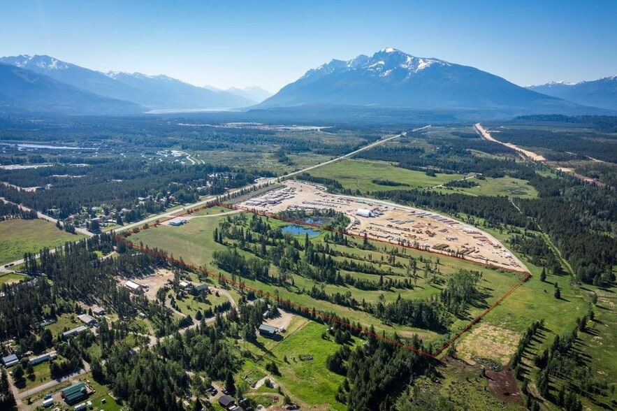 1655 Hwy 5 S hwy, Valemount, BC for sale - Aerial - Image 3 of 6