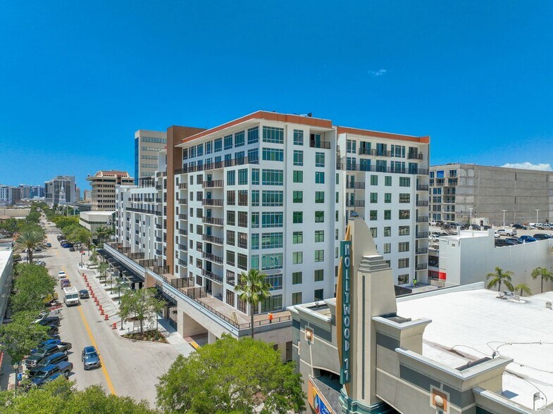 1991 Main St, Sarasota, FL à louer - Photo du bâtiment - Image 2 de 9