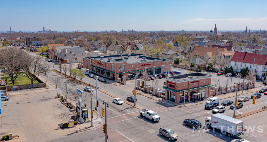 OH 7-Eleven Portfolio & WI Walgreens portfolio of 13 properties for sale on LoopNet.ca - Building Photo - Image 3 of 4