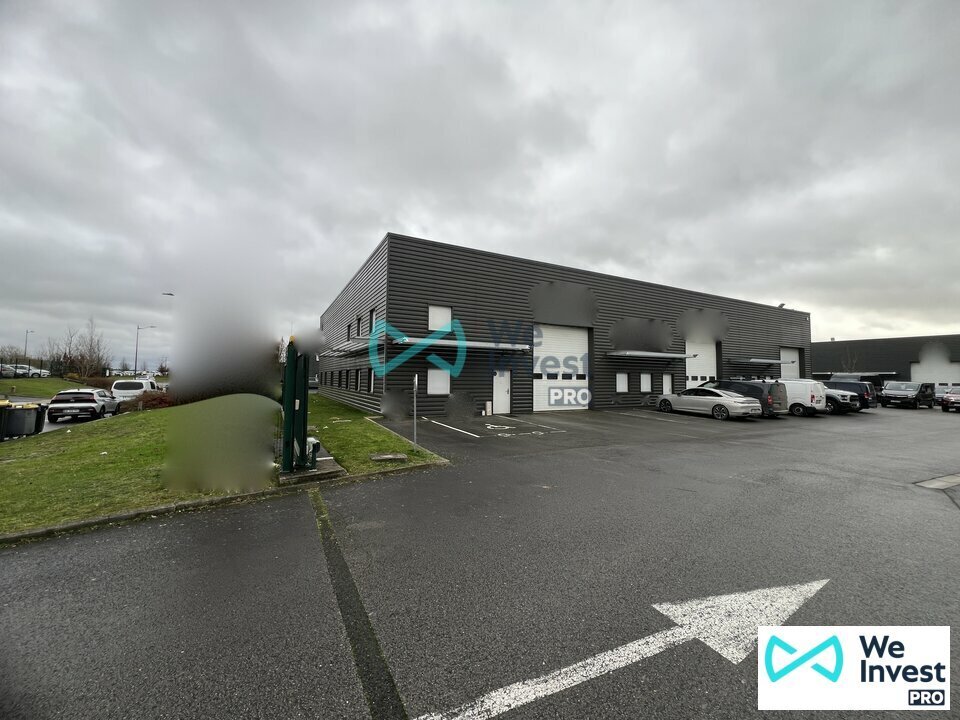 Flex in Reims for lease Building Photo- Image 1 of 9