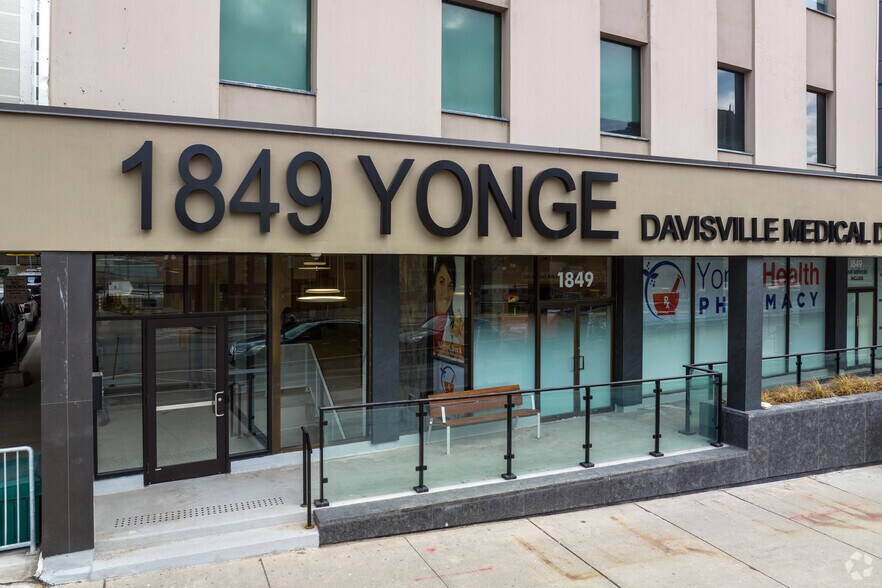 1849 Yonge St, Toronto, ON à louer - Photo du bâtiment - Image 3 de 5