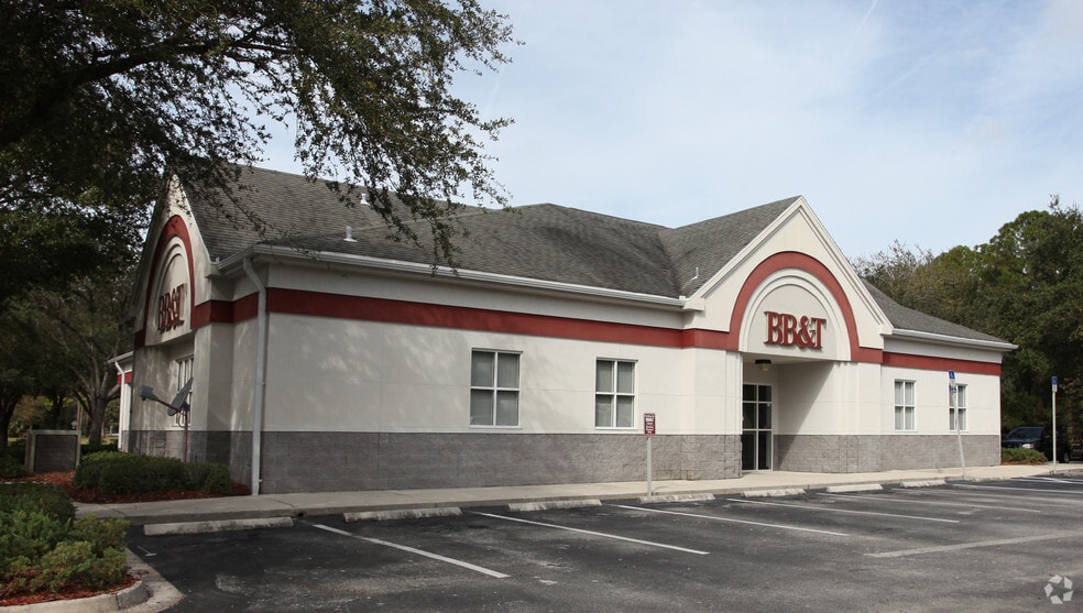 10625 Philips Hwy, Jacksonville, FL for lease - Building Photo - Image 3 of 11