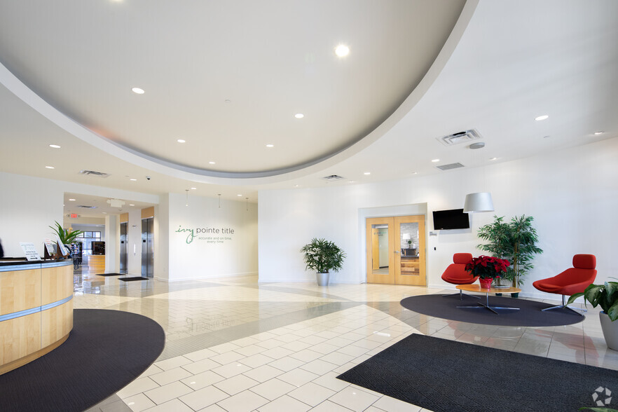 4270 Ivy Pointe Blvd, Cincinnati, OH for lease - Lobby - Image 3 of 5