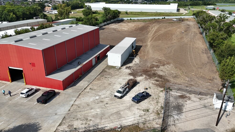 8714 Galveston Rd, Houston, TX for lease - Building Photo - Image 3 of 9