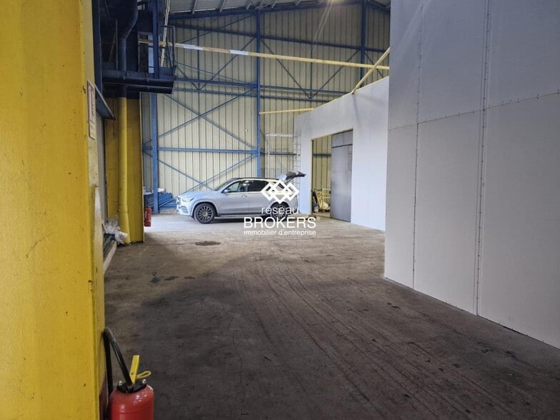 Industrial in Mitry Mory for lease - Interior Photo - Image 1 of 5