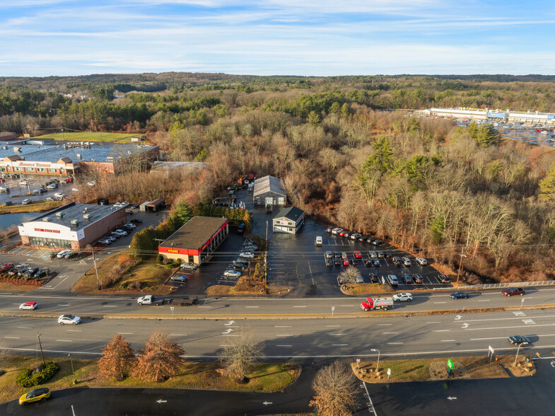 Plaistow Road Portfolio portfolio of 2 properties for sale on LoopNet.ca - Aerial - Image 2 of 4