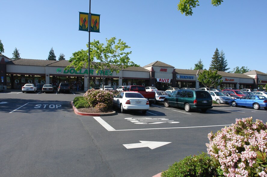 8694 Elk Grove Blvd, Elk Grove, CA for lease - Primary Photo - Image 2 of 6