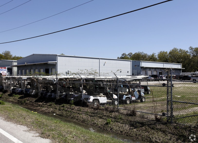 2505 Industrial St, Leesburg, FL à vendre - Photo du bâtiment - Image 2 de 4