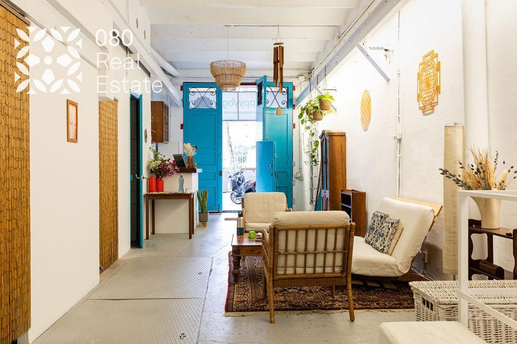 Retail in Barcelona, Barcelona for lease Primary Photo- Image 1 of 4
