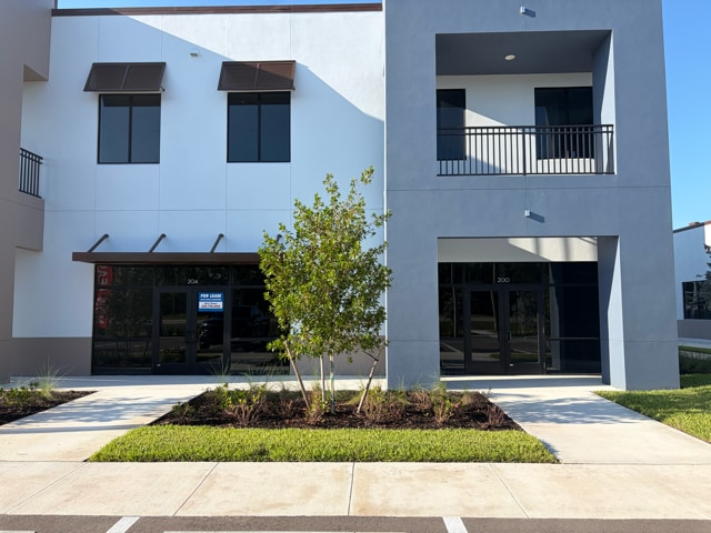 11850-11880 Cheeca Ct, Fort Myers, FL for lease Building Photo- Image 1 of 4