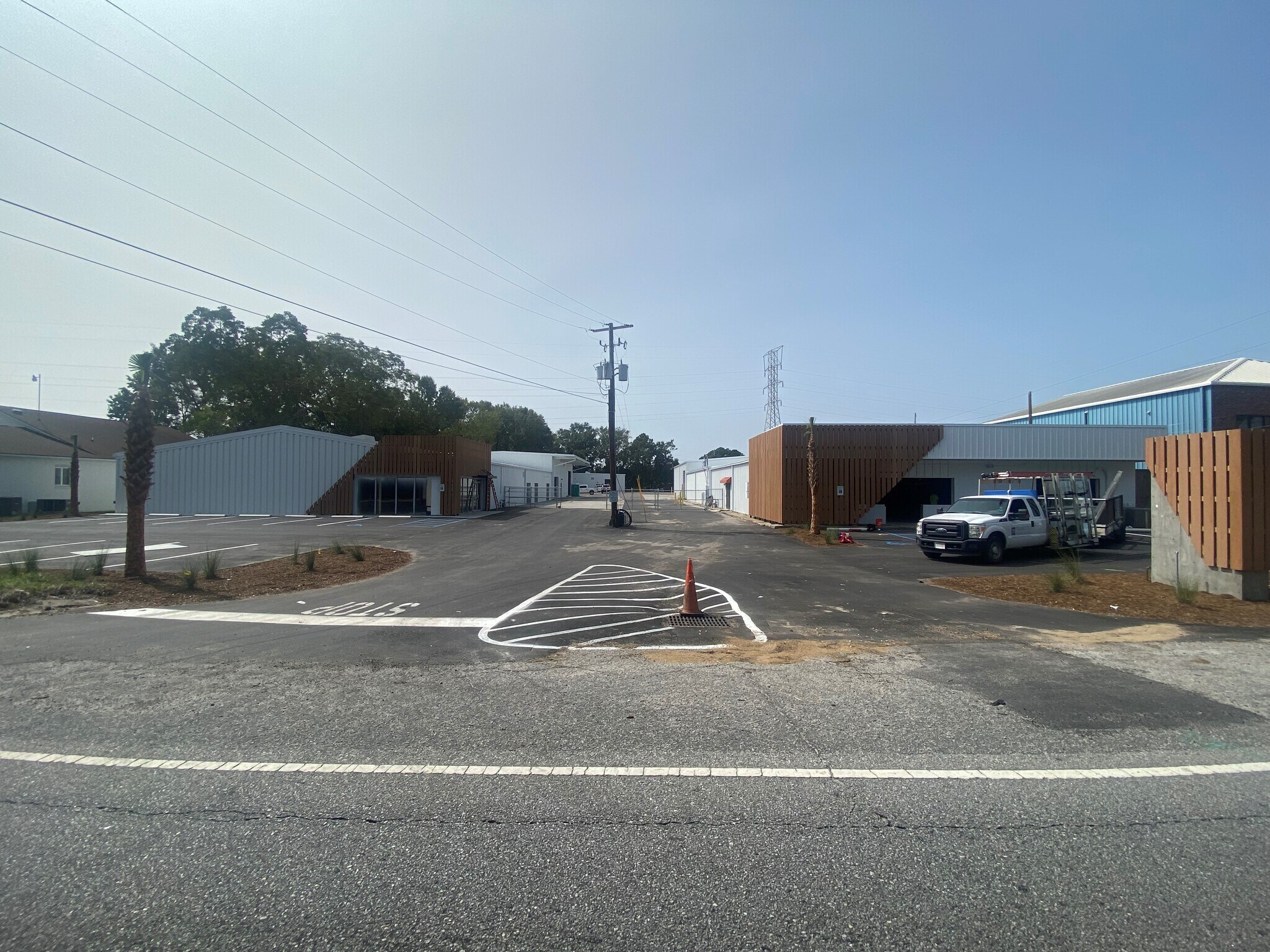 3555 Meeting Street Rd, North Charleston, SC for lease Primary Photo- Image 1 of 12