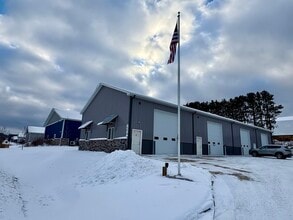 1461 Industry Dr, Traverse City, MI à louer Photo intérieure- Image 2 de 8