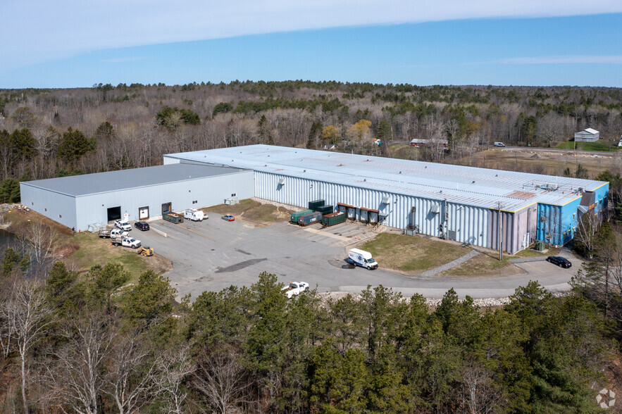 43 Bibber Pky, Brunswick, ME for lease - Building Photo - Image 1 of 12