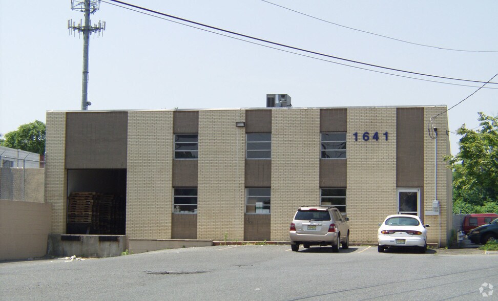 1641 Sherman Ave, Pennsauken, NJ à vendre - Photo du bâtiment - Image 2 de 6
