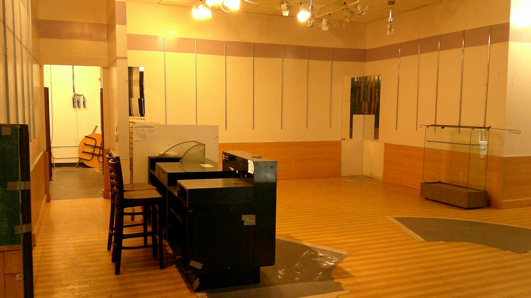 2086 Newpark Mall, Newark, CA à louer Photo intérieure- Image 1 de 1