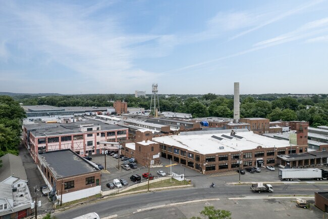 Plus de détails pour 20-21 Wagaraw Rd, Fair Lawn, NJ - Bureau, Industriel à louer