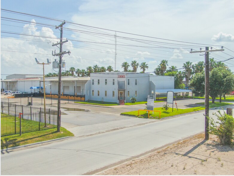 1120 Produce Rd, Hidalgo, TX à louer - Photo du bâtiment - Image 2 de 12