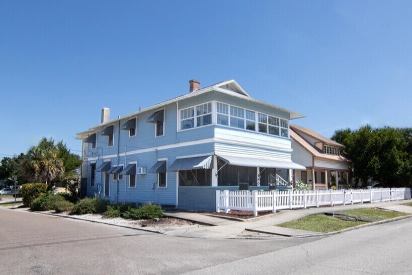 471 9th Ave N, Saint Petersburg, FL à vendre Photo du bâtiment- Image 1 de 1