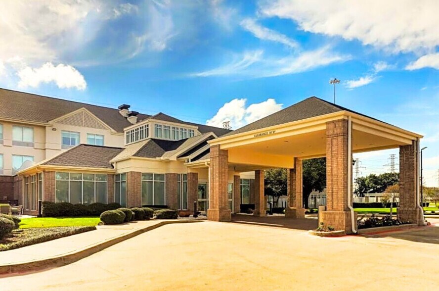 4400 North Fwy, Fort Worth, TX à vendre - Photo du bâtiment - Image 2 de 39