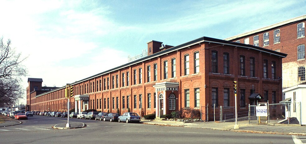 300 Howard St, Framingham, MA à louer - Photo du bâtiment - Image 2 de 4
