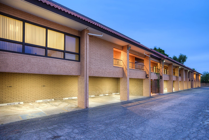 3150 N 24th St, Phoenix, AZ for lease - Building Photo - Image 3 of 4