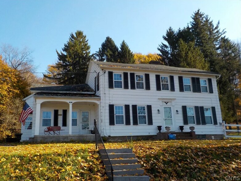 8476 State Route 34, Weedsport, NY à vendre - Photo principale - Image 1 de 13