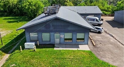 635 Nelson St, Pembroke, ON for lease Building Photo- Image 2 of 28