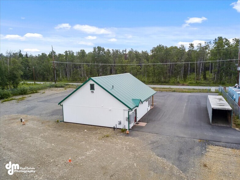 740 Sylvan Rd, Wasilla, AK à vendre - Photo du bâtiment - Image 3 de 15