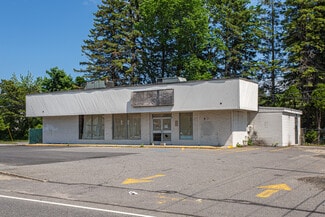 Plus de détails pour 684 Main St, South Portland, ME - Commerce de détail à vendre