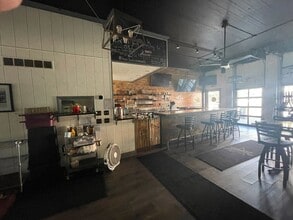 124-128 W Chicago Blvd, Tecumseh, MI for lease Interior Photo- Image 1 of 10