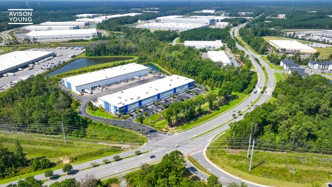 Plus de détails pour 8351 Palmetto Commerce Pky, Ladson, SC - Industriel à louer