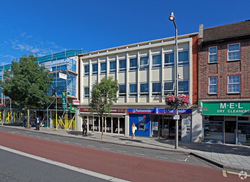 30-34 Heath Rd, Twickenham à louer - Photo du bâtiment - Image 1 de 4