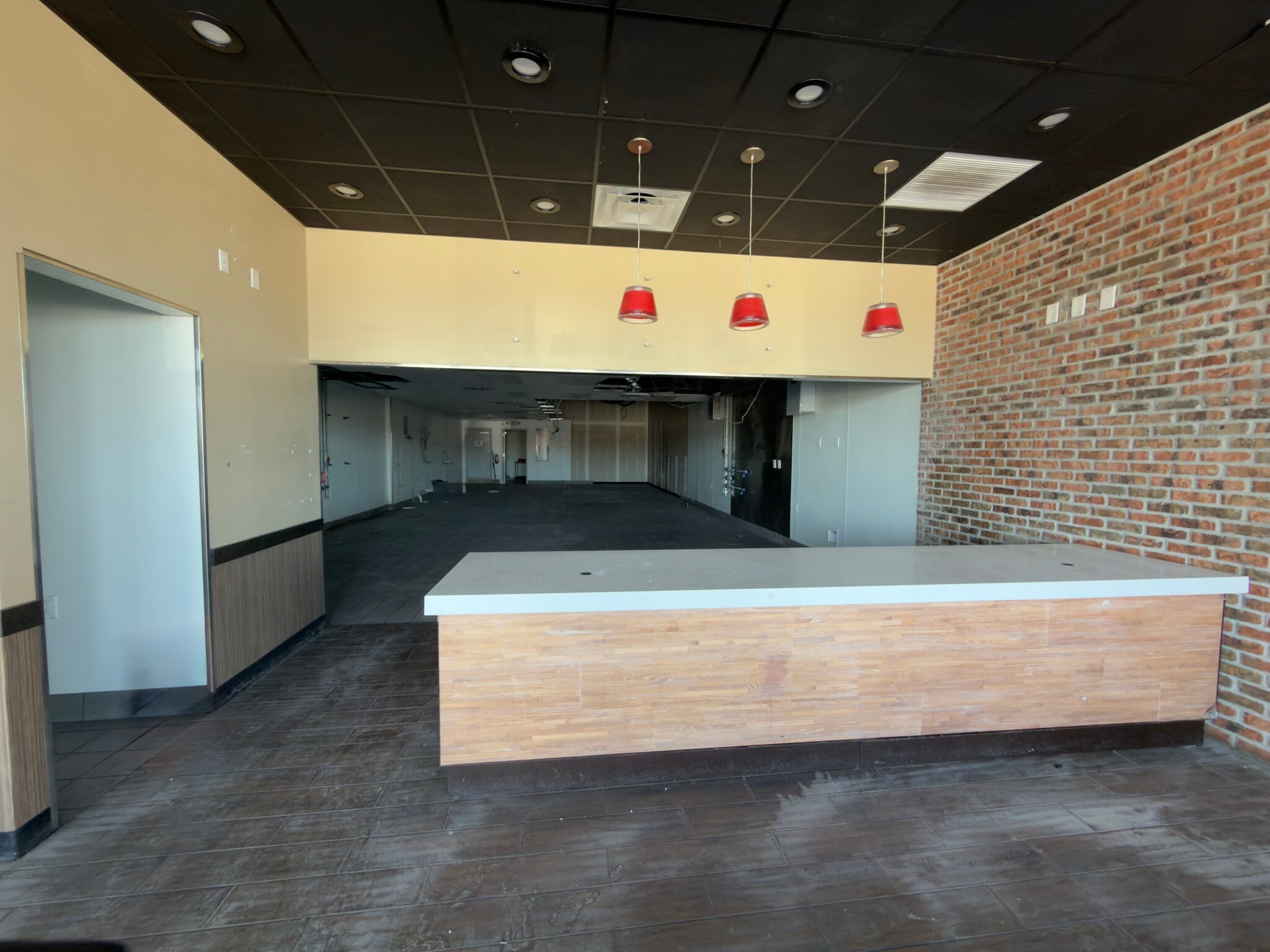 301-327 S Brazosport Blvd, Freeport, TX à louer Photo intérieure- Image 1 de 1