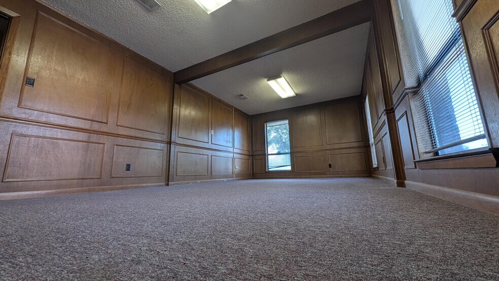 510 W 4th St, North Little Rock, AR à louer - Photo du bâtiment - Image 3 de 3