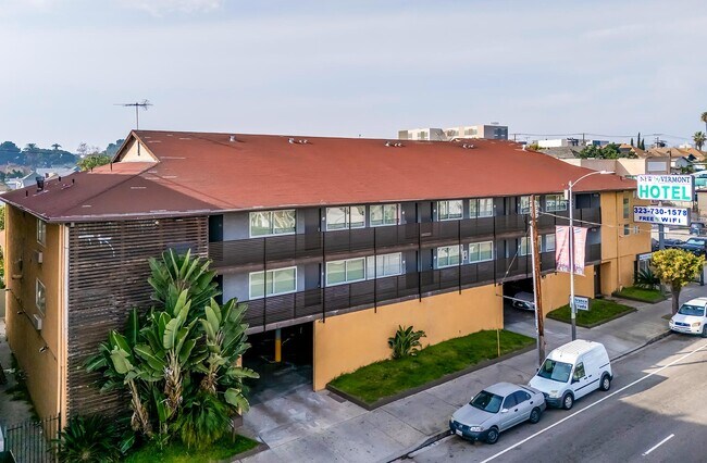 Plus de détails pour 1717 S Vermont Ave, Los Angeles, CA - Services hôteliers à vendre