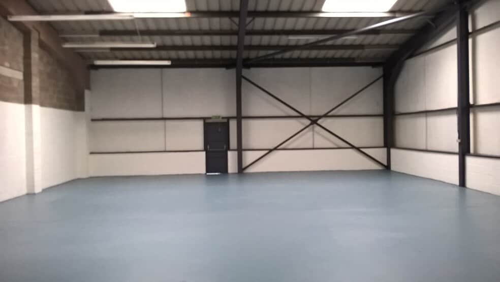 Unit 4 Kestrel Close, Bridgend Industrial Estate, Cf31 3rwf31, Bridgend for lease - Building Photo - Image 2 of 7