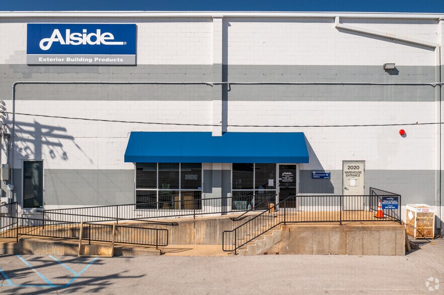 2020-2026 Corporate 44 Dr, Fenton, MO for lease - Building Photo - Image 2 of 10