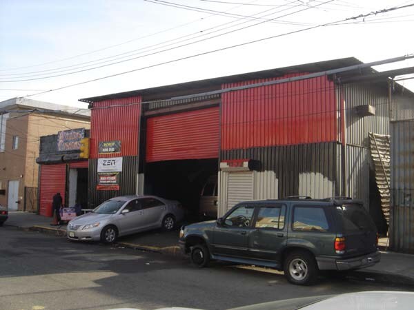 9715 Sutphin Blvd, Jamaica, NY for sale - Building Photo - Image 2 of 6