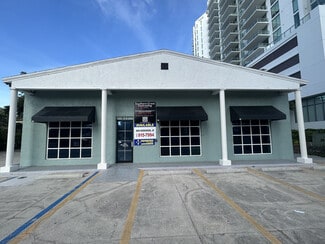 Plus de détails pour 211 N Tamiami Trl, Sarasota, FL - Commerce de détail à louer